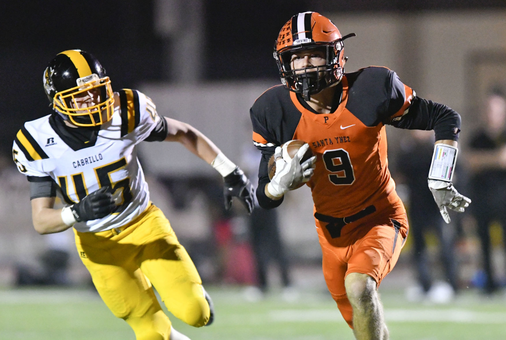 101317 CHS SY football 01.jpg
